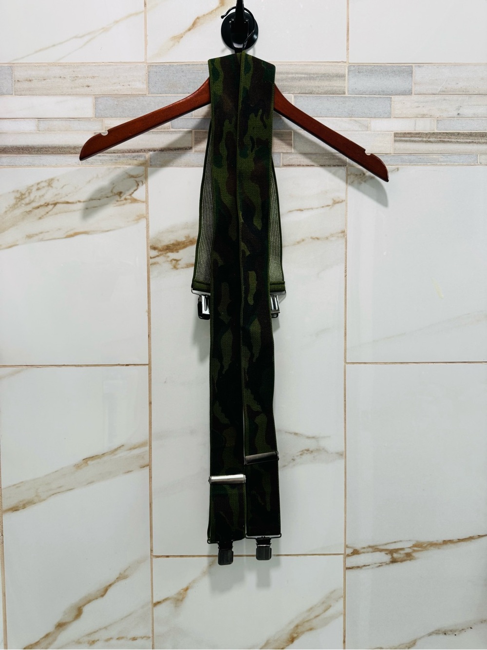Camouflage clip Suspenders for Men - Green Camo adjustable 2” wide - Picture 7 of 8
